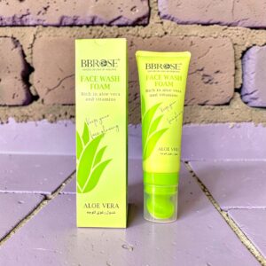 فیس واش کف‌دار BBROSE حاوی آلوئه‌ورا و ویتامین‌ها